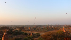 Bagan-sunrise-view